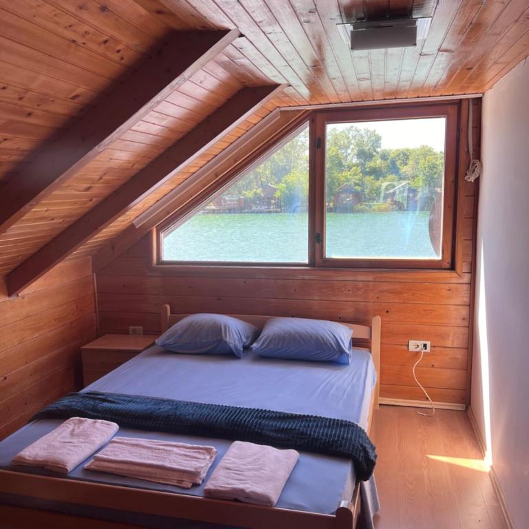 River view - Three-Bedroom House - 3