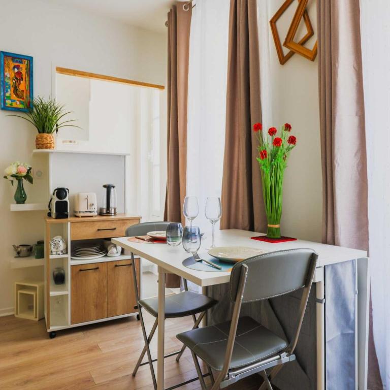 Chic appt for 2P - Oberkampf Père Lachaise - Appartement - 1