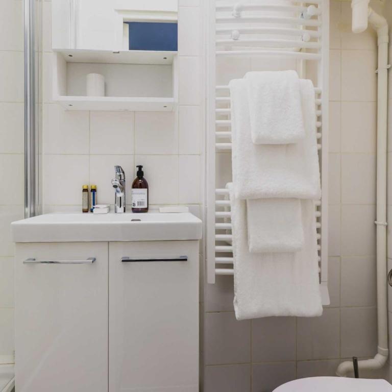 Chic appt for 2P - Oberkampf Père Lachaise - Appartement - 13