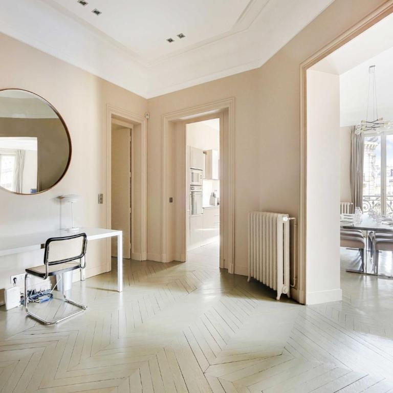 Elegant aprt- 2BDR 4P Close to the Champs Elysées - Two-Bedroom Apartment - 7