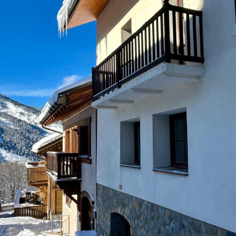 Chalet moderne 4 chambres près des pistes, animaux acceptés - FR-1-566-75 - Apartamento - 2
