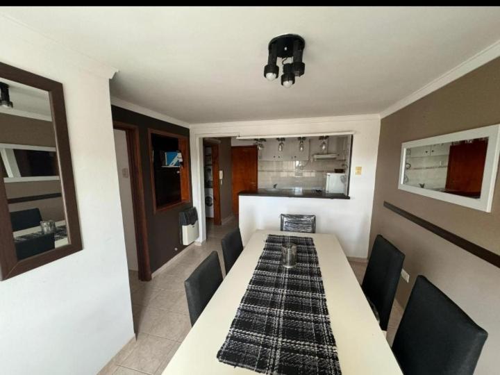 Depto - Apartamento de 3 dormitorios - 1