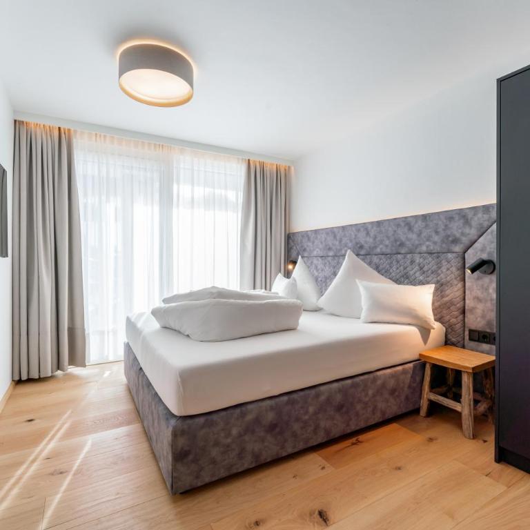 Adler Resort - Ferienwohnung mit 4 Schlafzimmern - 1