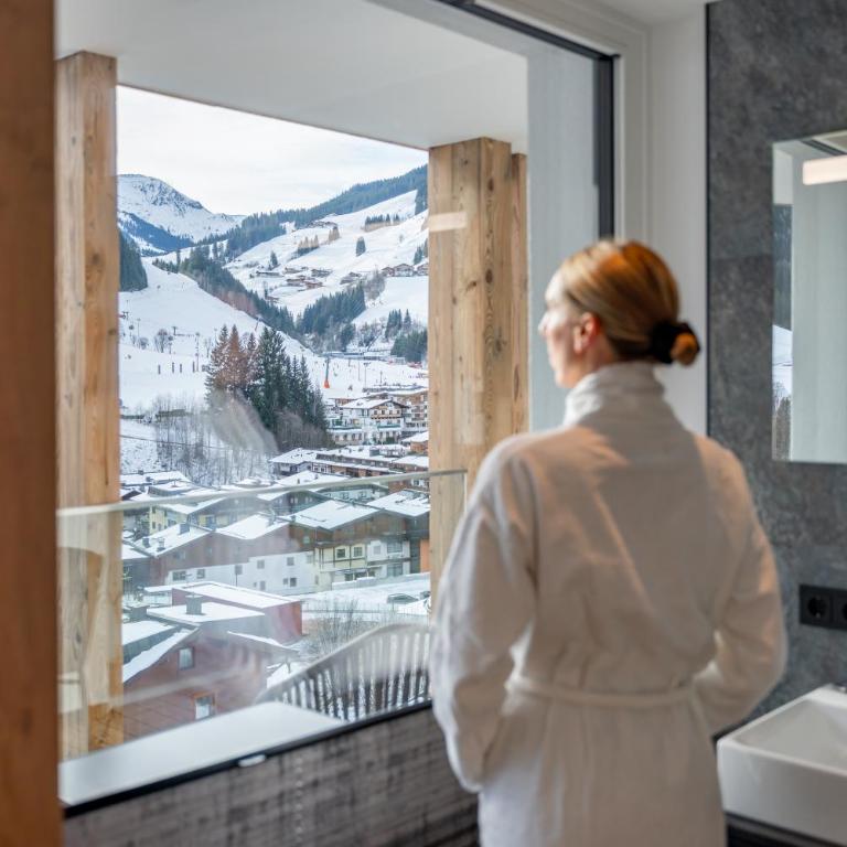 Adler Resort - Ferienwohnung mit 4 Schlafzimmern - 3