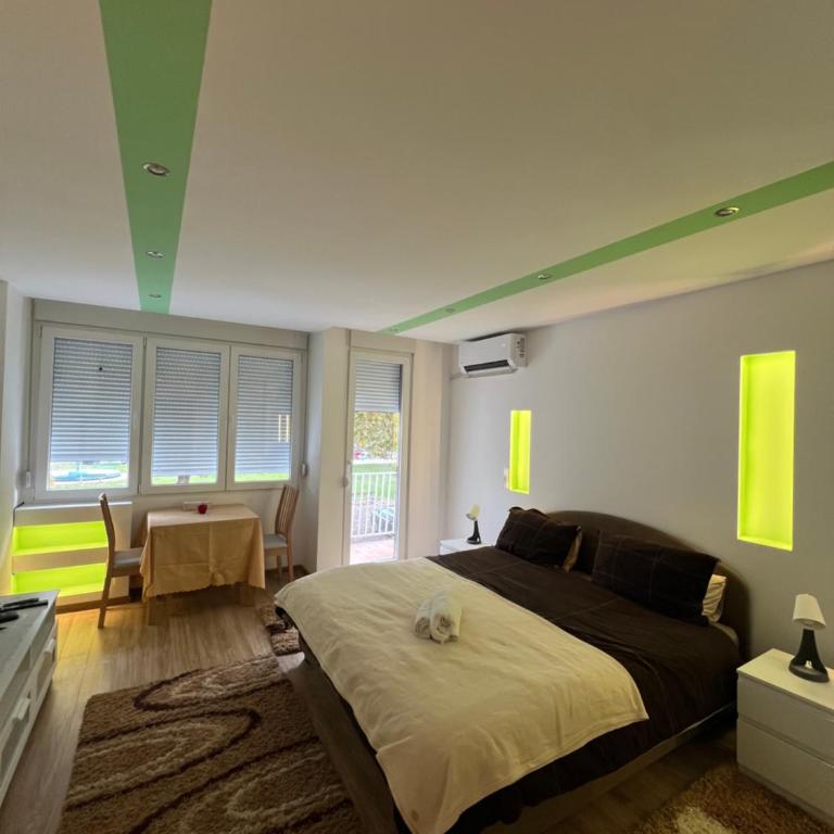 Pariske komune - Apartman sa 2 Spavaće Sobe - 7