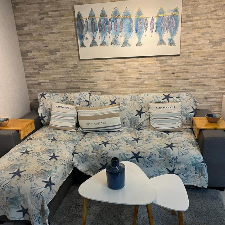 Duplex 2 chambres proche golf, wifi, plage Richelieu et ile des loisirs dans quartier calme Saint Martin - Apartment mit 2 Schlafzimmern - 7