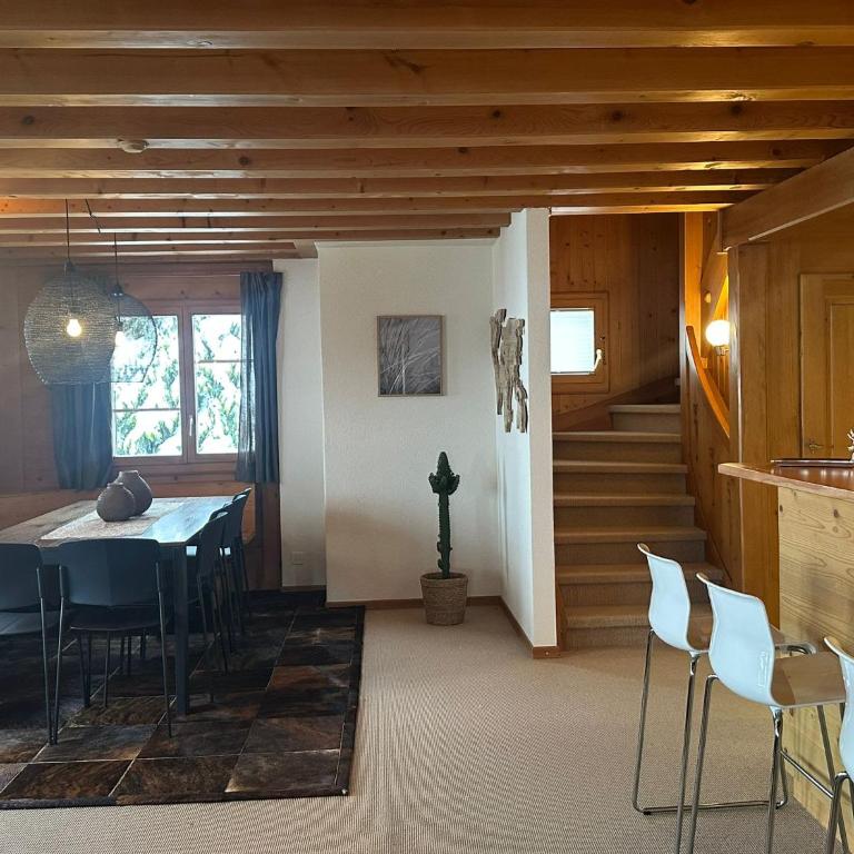 Chalet Bliss spacious six bedrooms and breathtaking views - Suite - 10