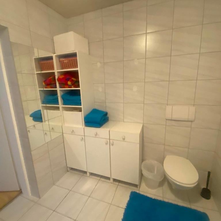 Ferienwohnung Florian & Camilla - Apartment mit 2 Schlafzimmern und Dusche - 16