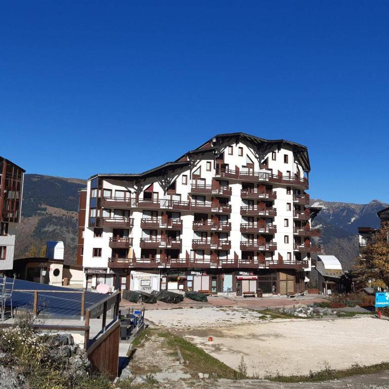 T2 convivial au cœur de La Tania, balcon sud, 4 pers, animaux acceptés - One-Bedroom Apartment - 3