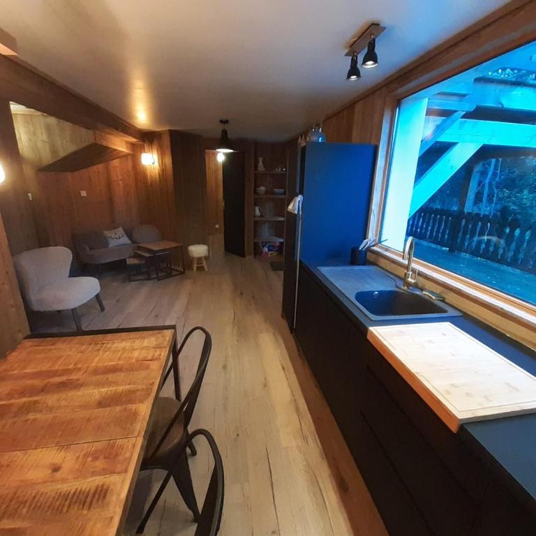 Appartement cosy neuf avec terrasse boisée, 5 pers, parking - Appartement 2 Chambres - 1