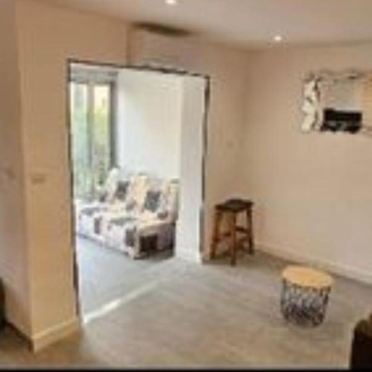 Studio 4 pers avec piscine, tennis et wifi - Apartment mit 1 Schlafzimmer - 6