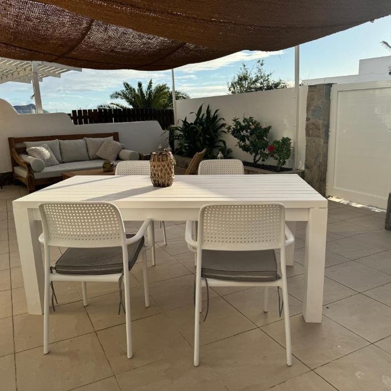 Beach Front House 'Casa Neen' - Two-Bedroom House - 10
