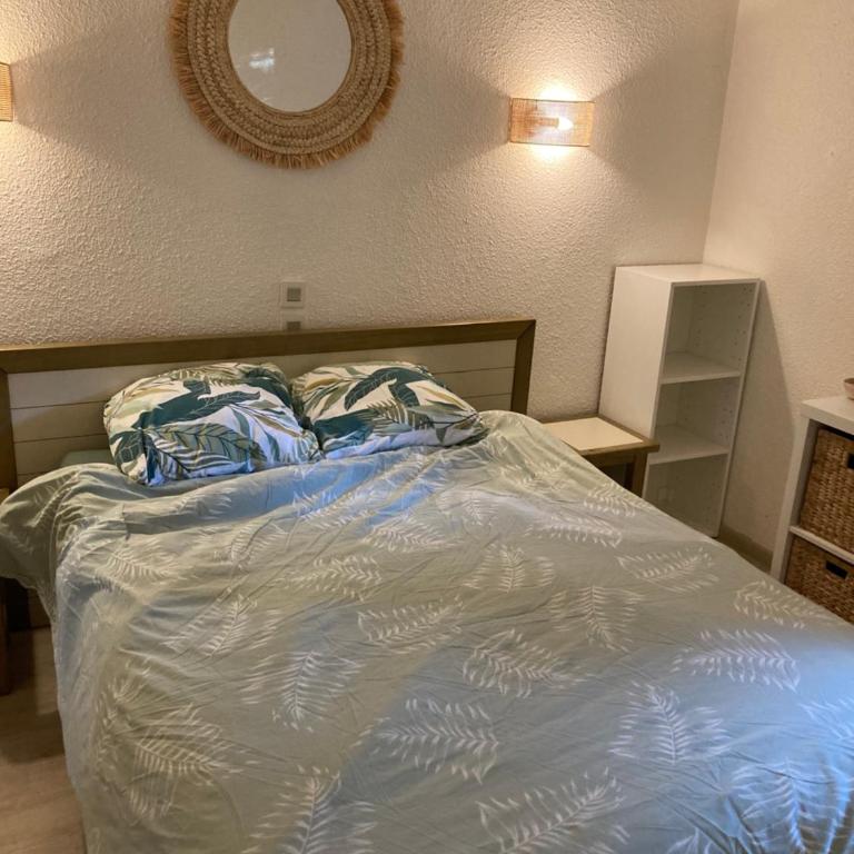 Appartement Cosy deux pieces coté pinede - Apartment mit 1 Schlafzimmer und Terrasse - 7
