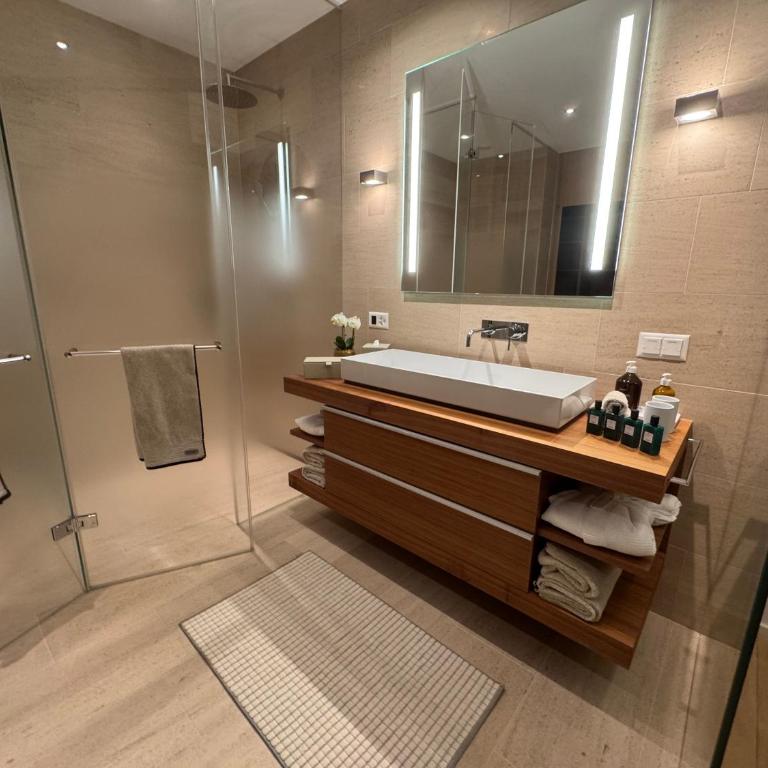 Alpine Luxury Apartment Davos with Spa Access to 5 Star Hotel - Apartment mit 2 Schlafzimmern - 23