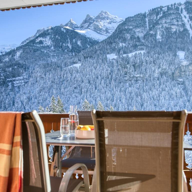 Magical setting Exclusive mountain views Champcalm - Appartement avec Vue sur la Montagne - 2