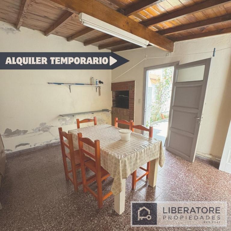 Casa zona comercial San Juan - Casa de 2 dormitorios - 12