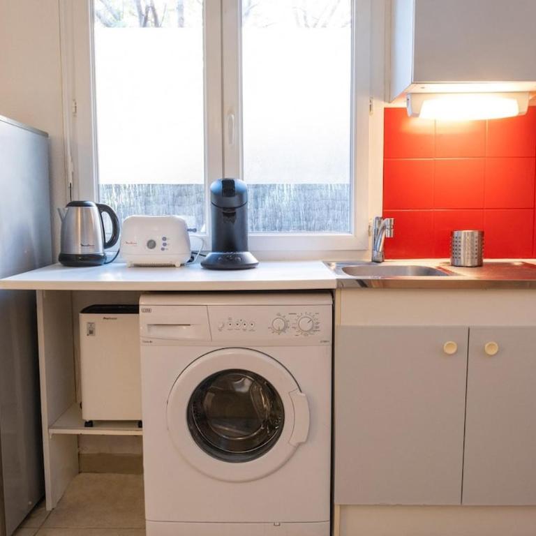 Appartement climatisé avec la terrasse, deux pas du métro, Stadium, Toulouse - Apartment mit 1 Schlafzimmer - 32