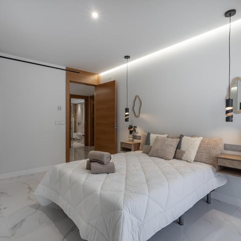 Dreaming Puerta Real - Three-Bedroom Apartment - 2