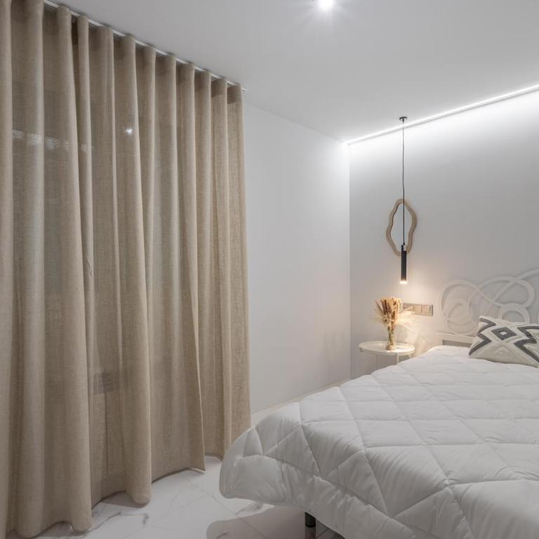 Dreaming Puerta Real - Three-Bedroom Apartment - 18