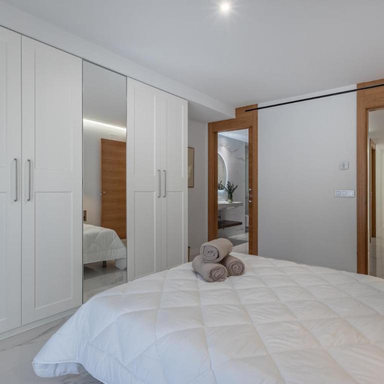 Dreaming Puerta Real - Three-Bedroom Apartment - 3