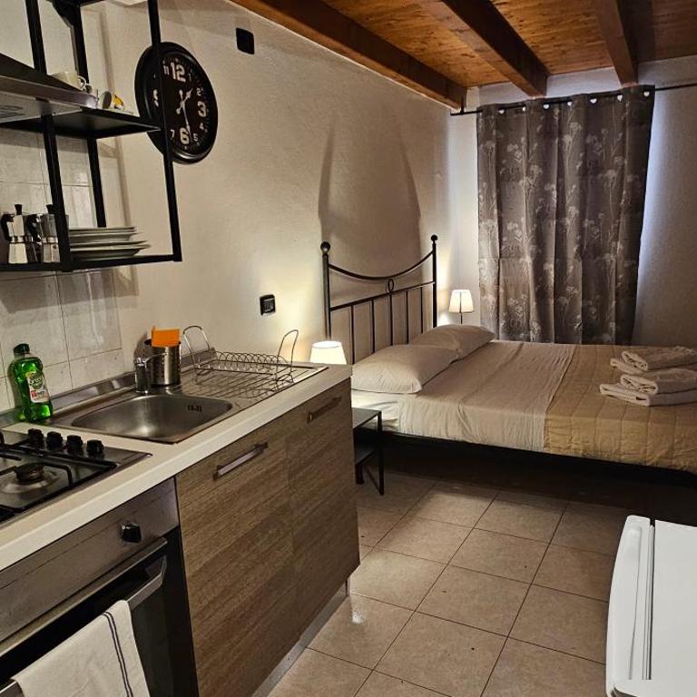 Casa Barca - Appartamento Monolocale con 1 Letto Matrimoniale - 2