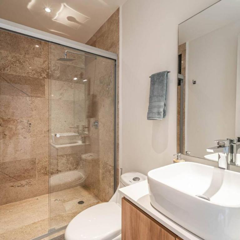 King Studio with Balcony, Rooftop Pool in Trendy Aldea Zama - Apartamento - 23