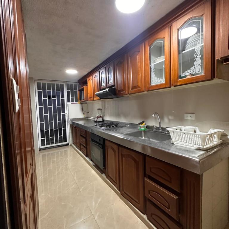 Casa Los Almendros, Valledupar con aire acondicionado - Casa de 4 dormitorios - 10