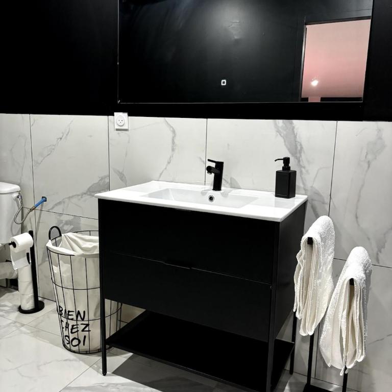 My Suite II - One-Bedroom Apartment - 3