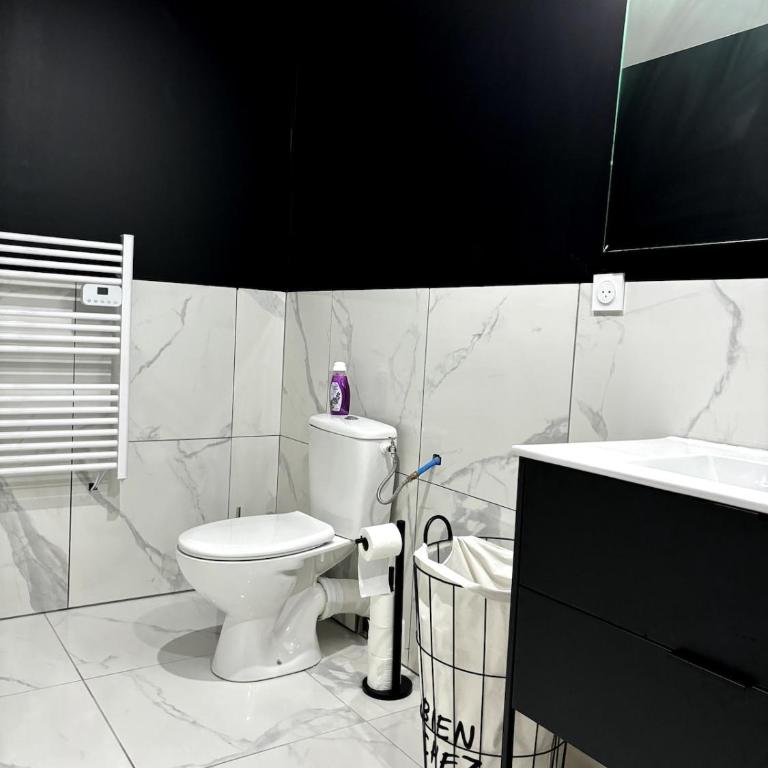 My Suite II - One-Bedroom Apartment - 11