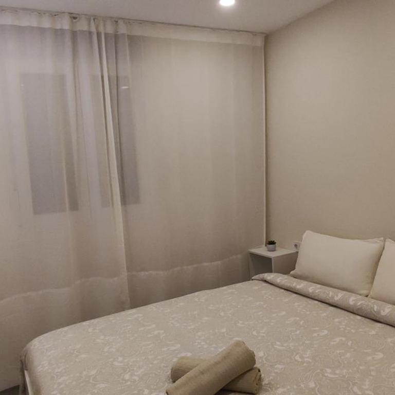 Queen Residence - Two-Bedroom Apartment - 4