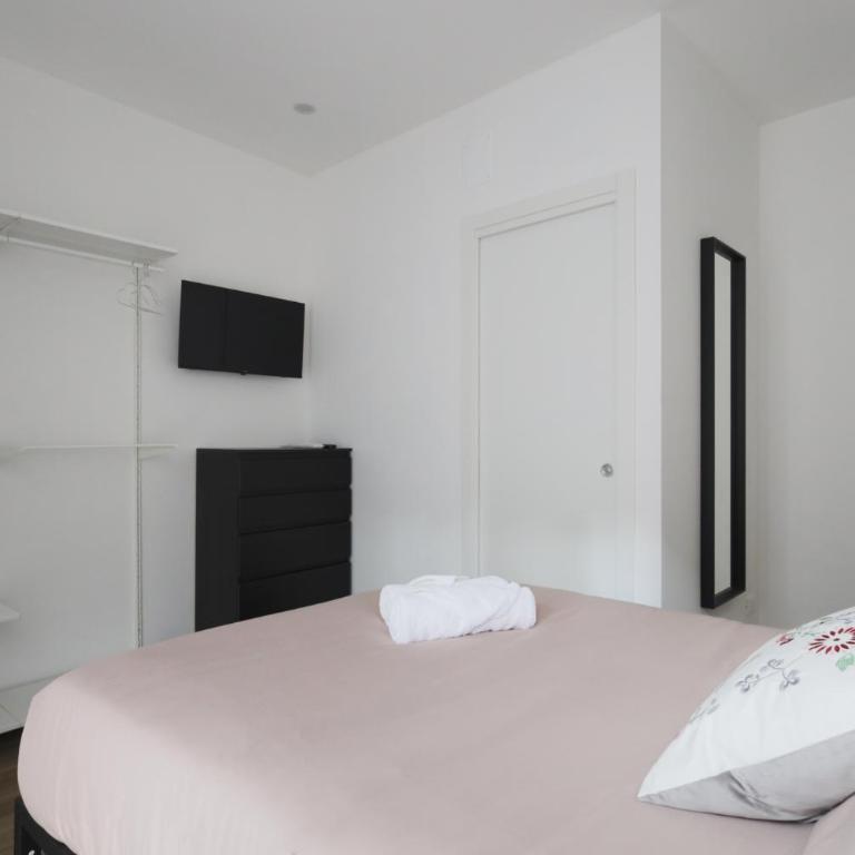 Well Done - 50mt Isola Pedonale Centro - 10 Min Mare - Three-Bedroom Apartment - 7
