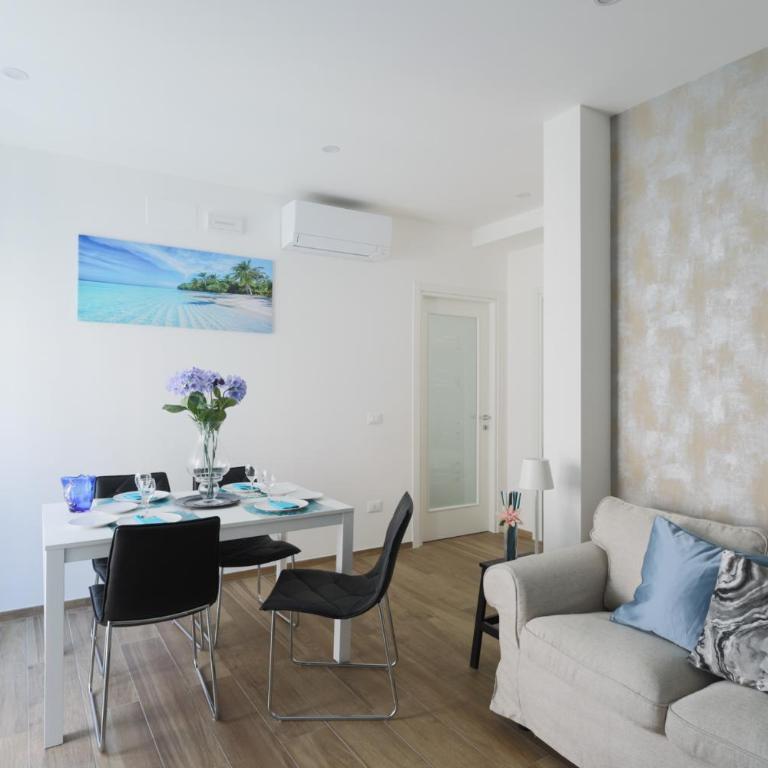 Well Done - 50mt Isola Pedonale Centro - 10 Min Mare - Three-Bedroom Apartment - 1