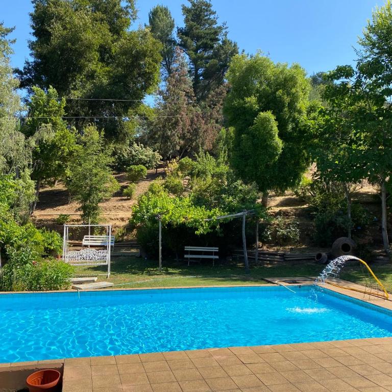 Casa amplia con piscina y quincho - Villa - 20