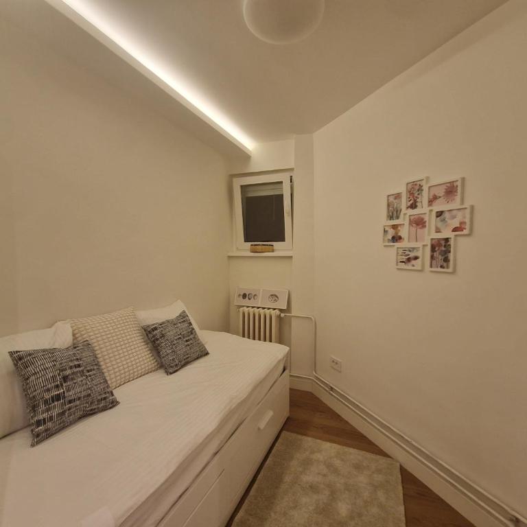 Royal apartment Novi Mercator - Apartman sa 2 Spavaće Sobe - 57