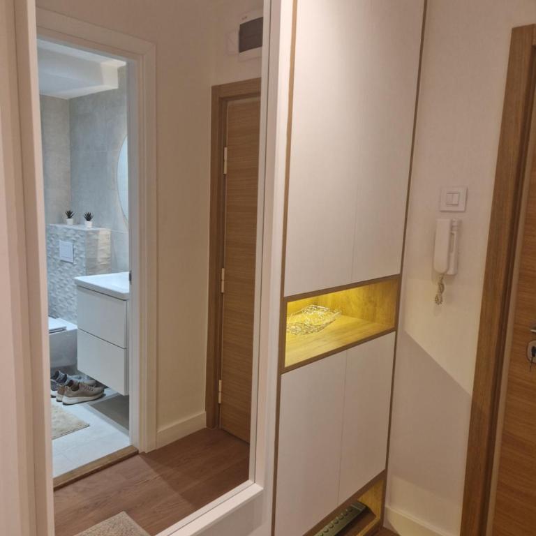 Royal apartment Novi Mercator - Apartman sa 2 Spavaće Sobe - 64