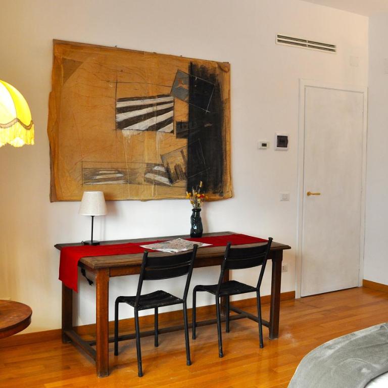 Trastevere Avenida - Four-Bedroom Deluxe Apartment - 10