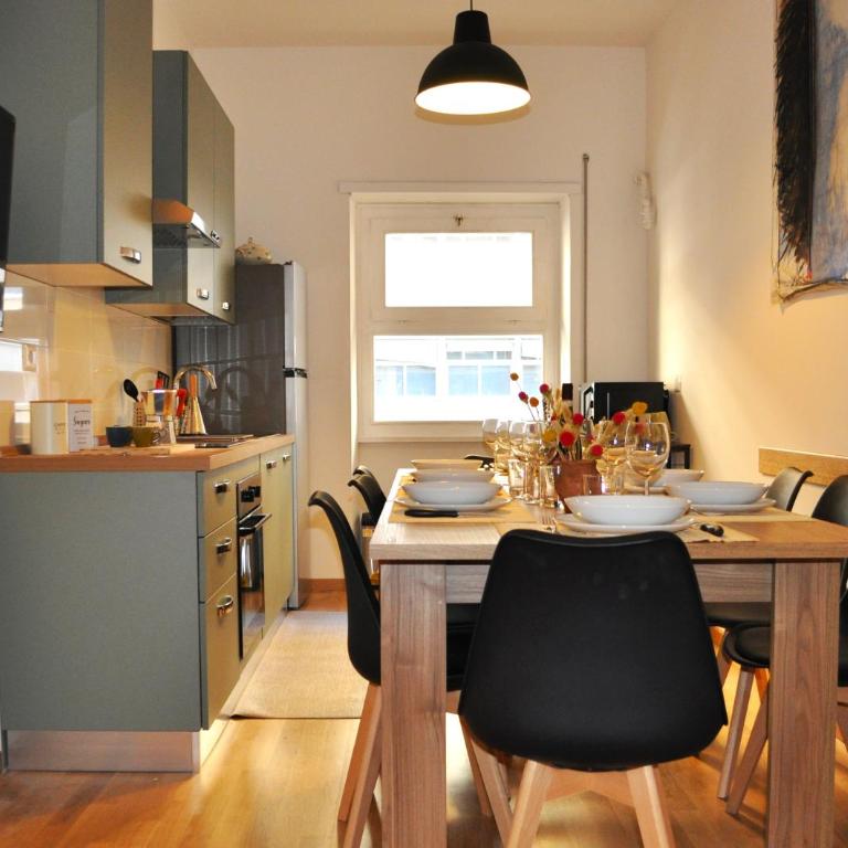 Trastevere Avenida - Four-Bedroom Deluxe Apartment - 12
