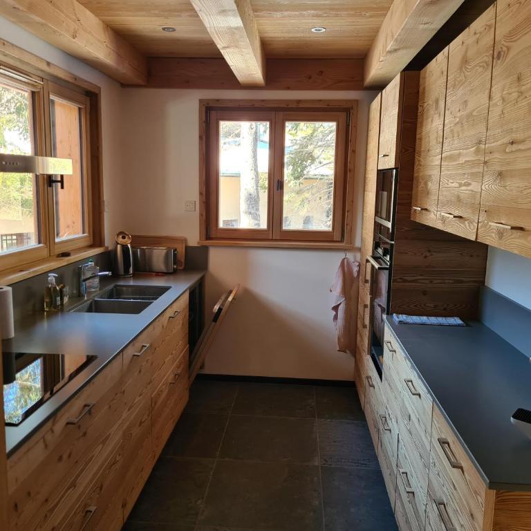 Chalet neuf Eterlou 130 m carrés 5 chambres 10 couchages à Serre Chevalier - Chalet - 9