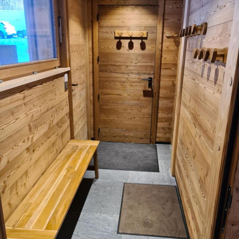 Chalet neuf Eterlou 130 m carrés 5 chambres 10 couchages à Serre Chevalier - Chalet - 7