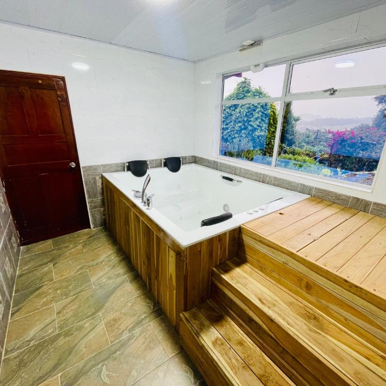 Hostal Agroturistico Guadalupe - Family Room - 8