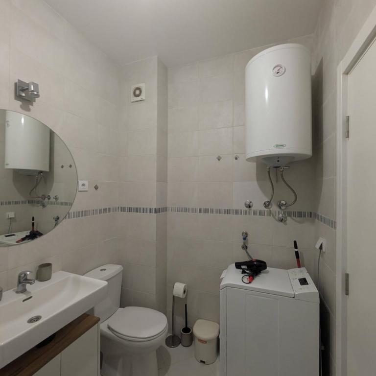 Belgrade Sunset - Two-Bedroom Apartment with Water View - 17