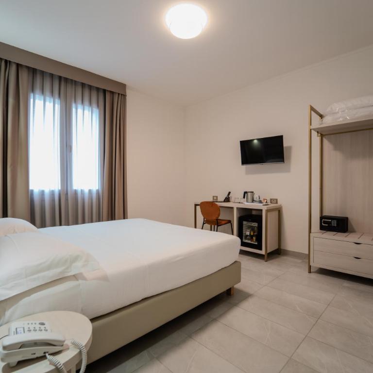 Hotel Donatello - Suite Queen con Vasca Idromassaggio - 5