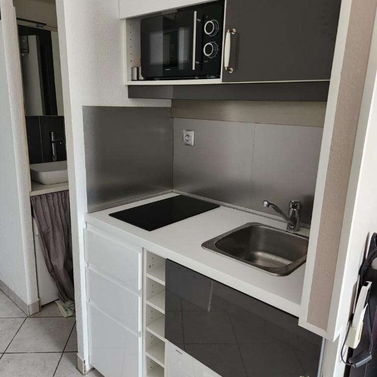 Studio village naturiste vue sur port nature 7 - Apartment mit 1 Schlafzimmer - 43