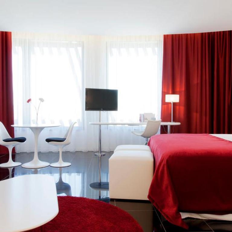 Hotel Porta Fira 4* Sup - Habitación Doble Premium - 1 o 2 camas - 4