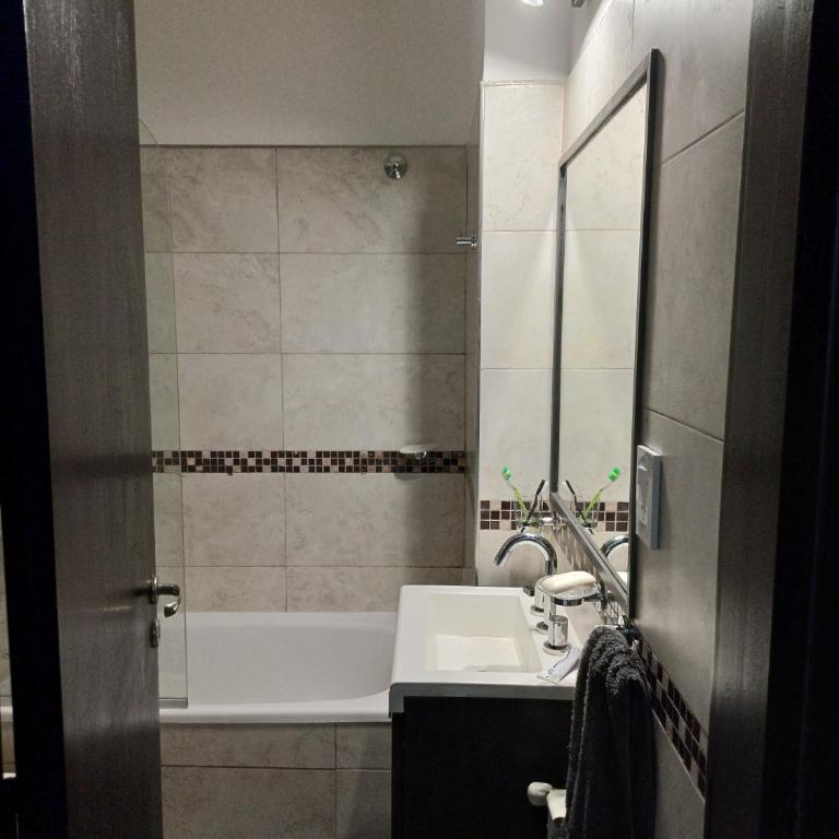 dto 22 TEMPO - One-Bedroom Apartment - 12