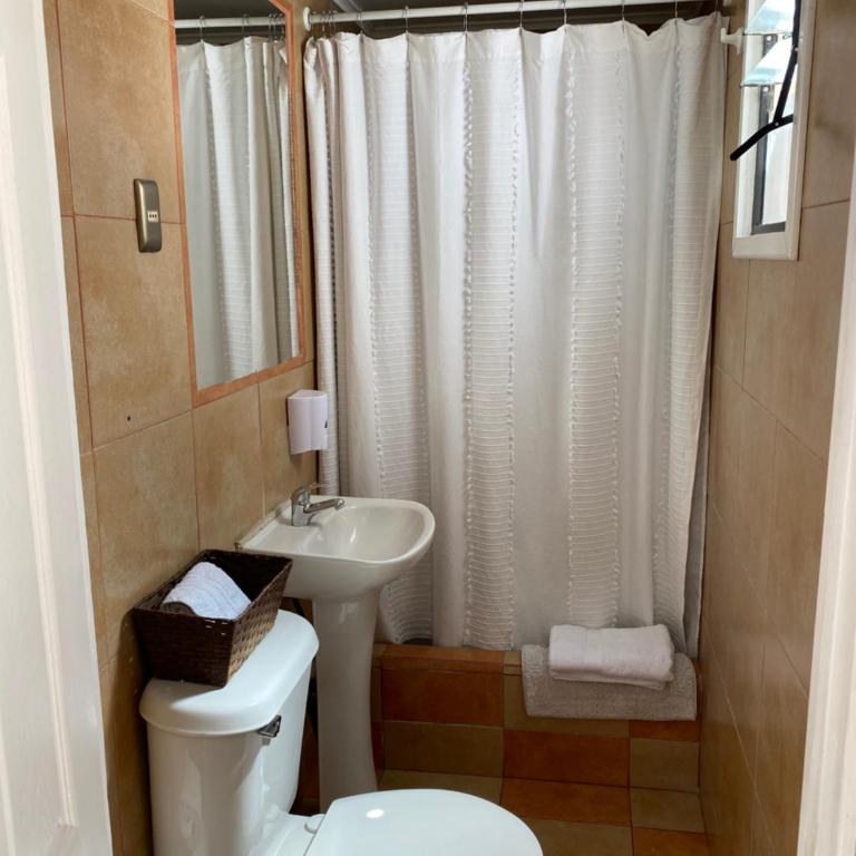 Renta House Atacama - Three-Bedroom Apartment - 5