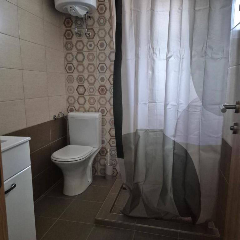 Vila RUŽA - House of Roses - Studio with Garden View - 4