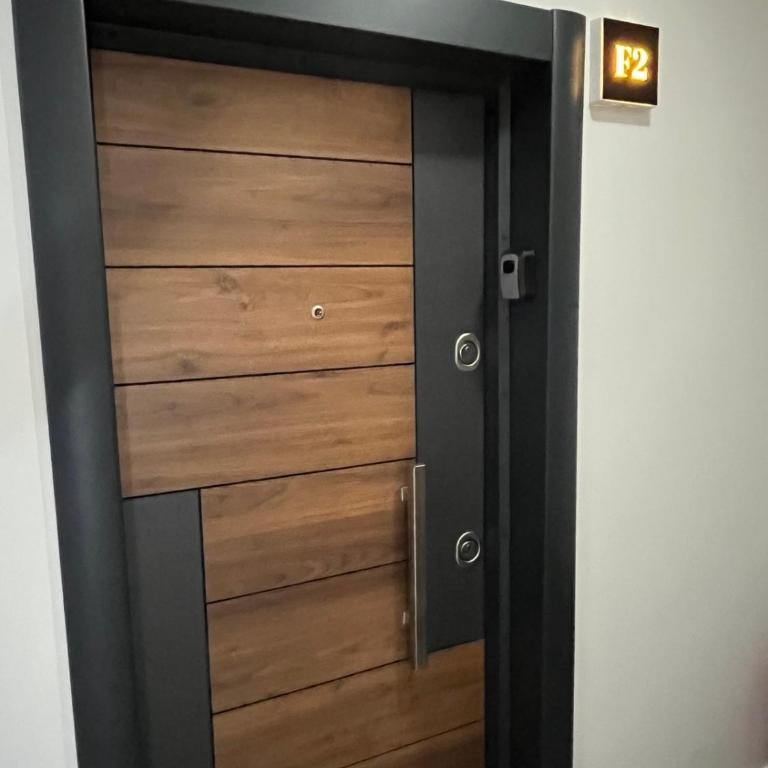 Vila Leona F2 - Apartman sa 2 Spavaće Sobe - 1