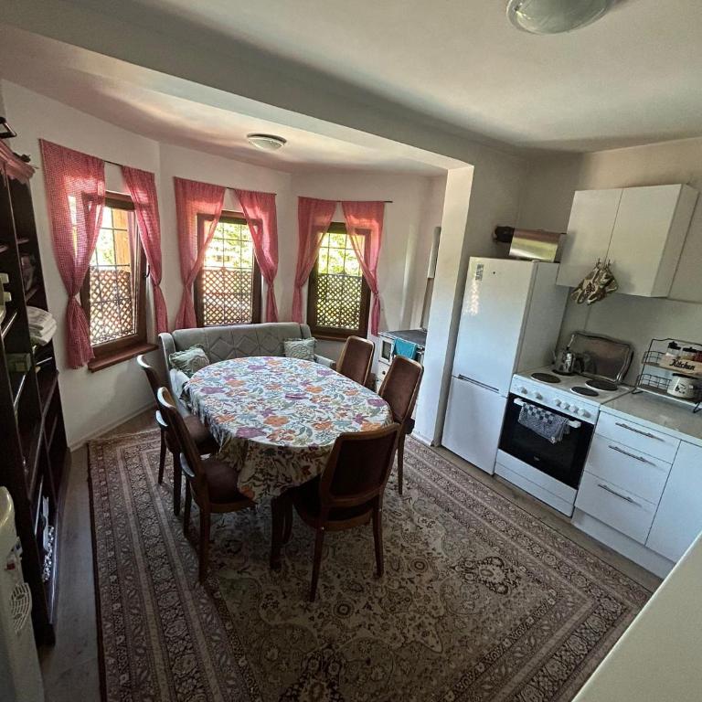 Villa White Dove Sarajevo - Vila sa Sopstvenim Bazenom - 20