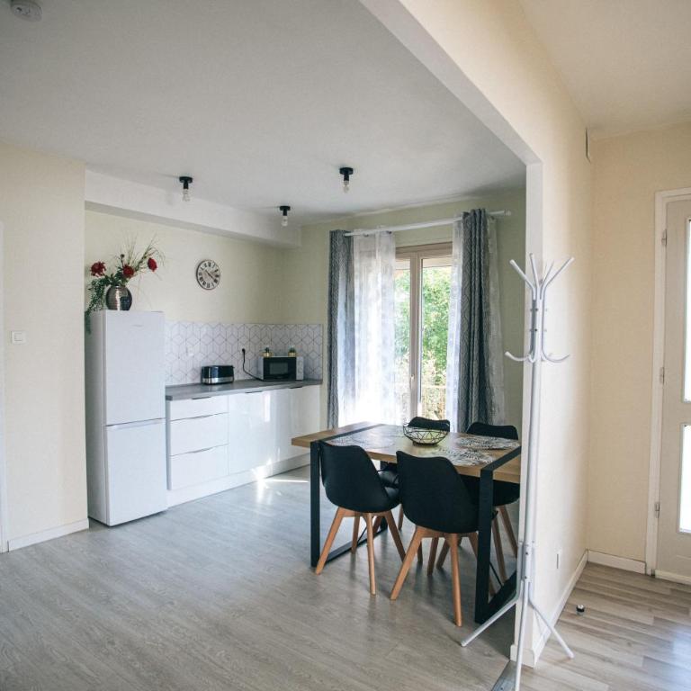 Belle maison sur un air de campagne - Villa 2 Chambres - 21
